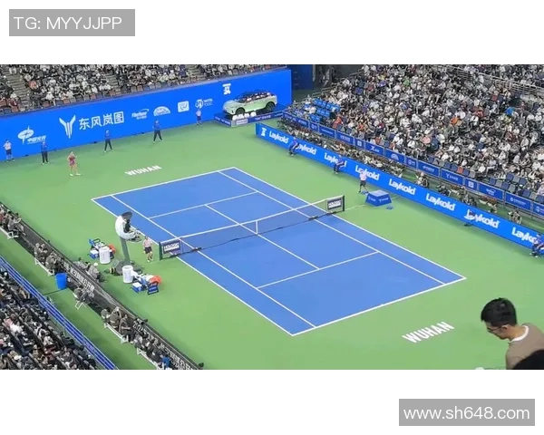 武汉网球队与杭州网球队的较量分析与战术探讨